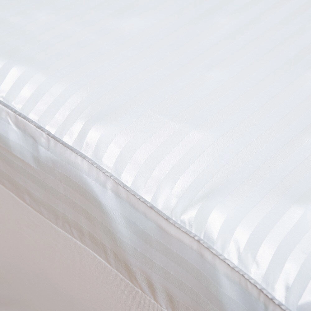 Grande Hotel Collection 4-inch Big Comfort Gel Memory Foam Mattress Topper with Polysilk Cover