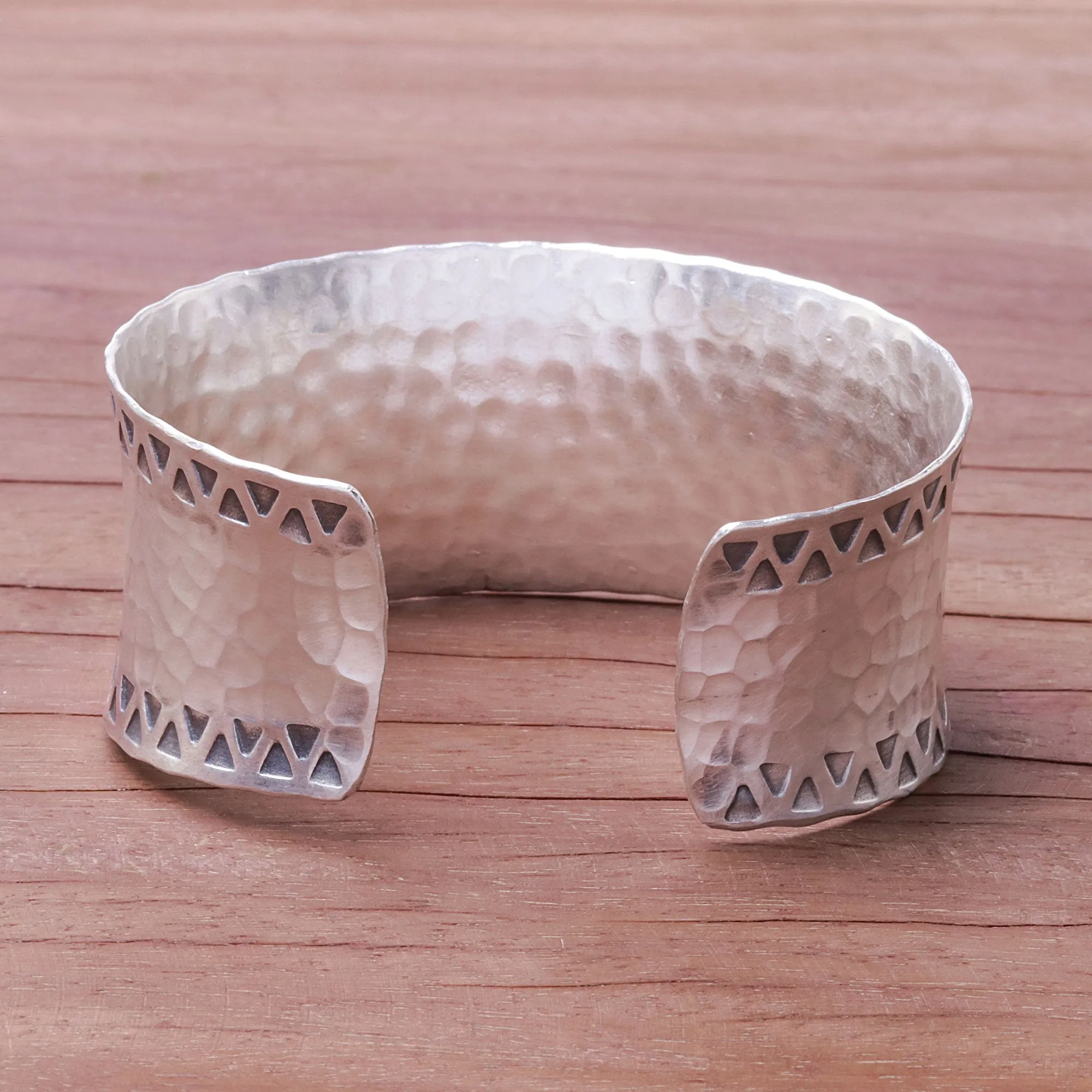 Hammered Elegance Concave Band Sterling Silver Cuff with Hammered Finish