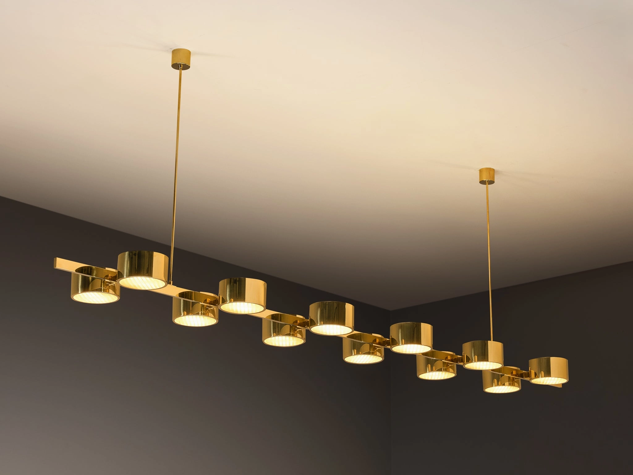 Hans-Agne Jakobsson 'T 261/12' Chandelier in Brass
