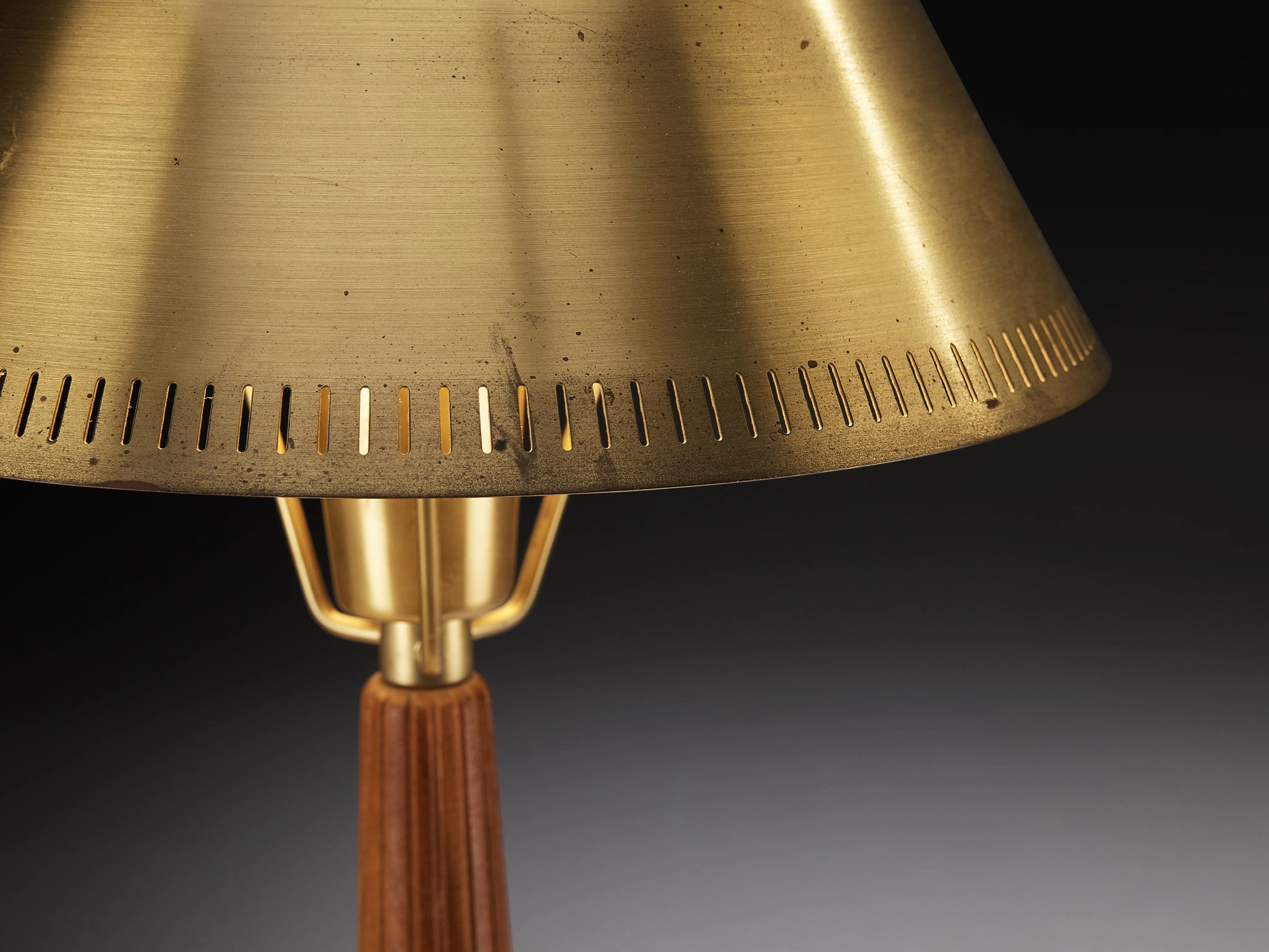 Hans Bergstrm for ASEA Table Lamp in Mahogany and Brass