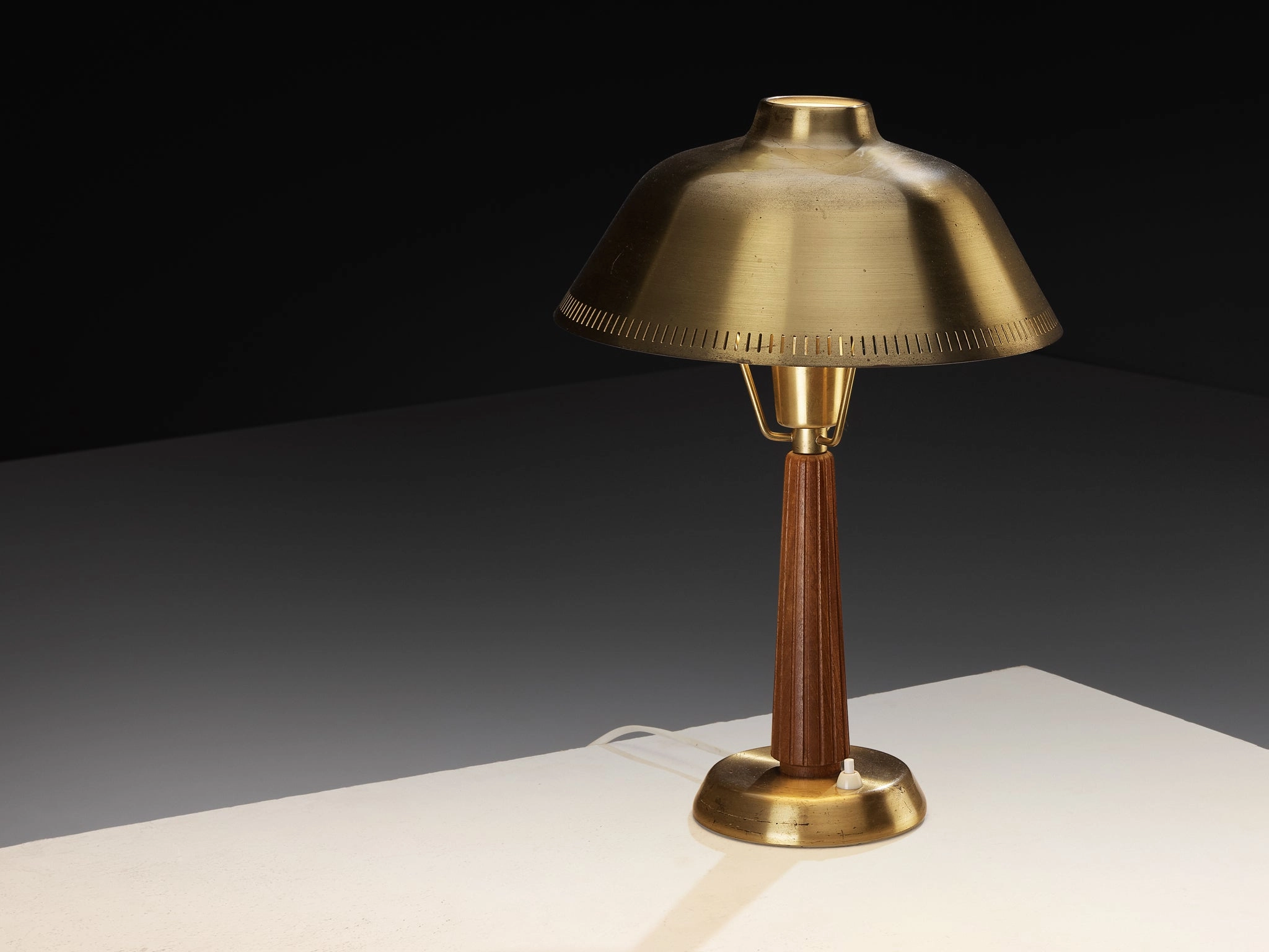 Hans Bergstrm for ASEA Table Lamp in Mahogany and Brass