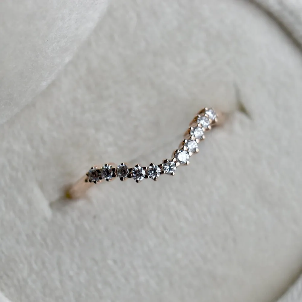 'Ida' Diamond Curved Band