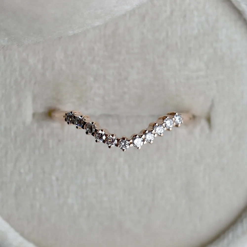 'Ida' Diamond Curved Band