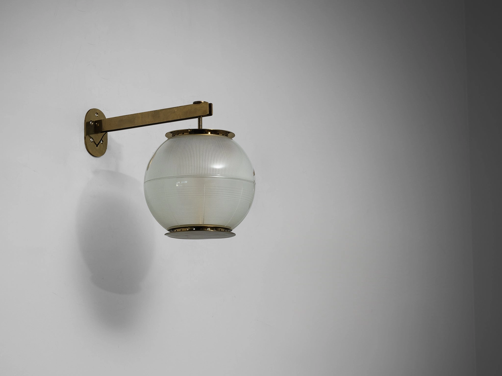 Ignazio Gardella for Azucena 'Doppio Vetro' Wall Light in Glass and Brass