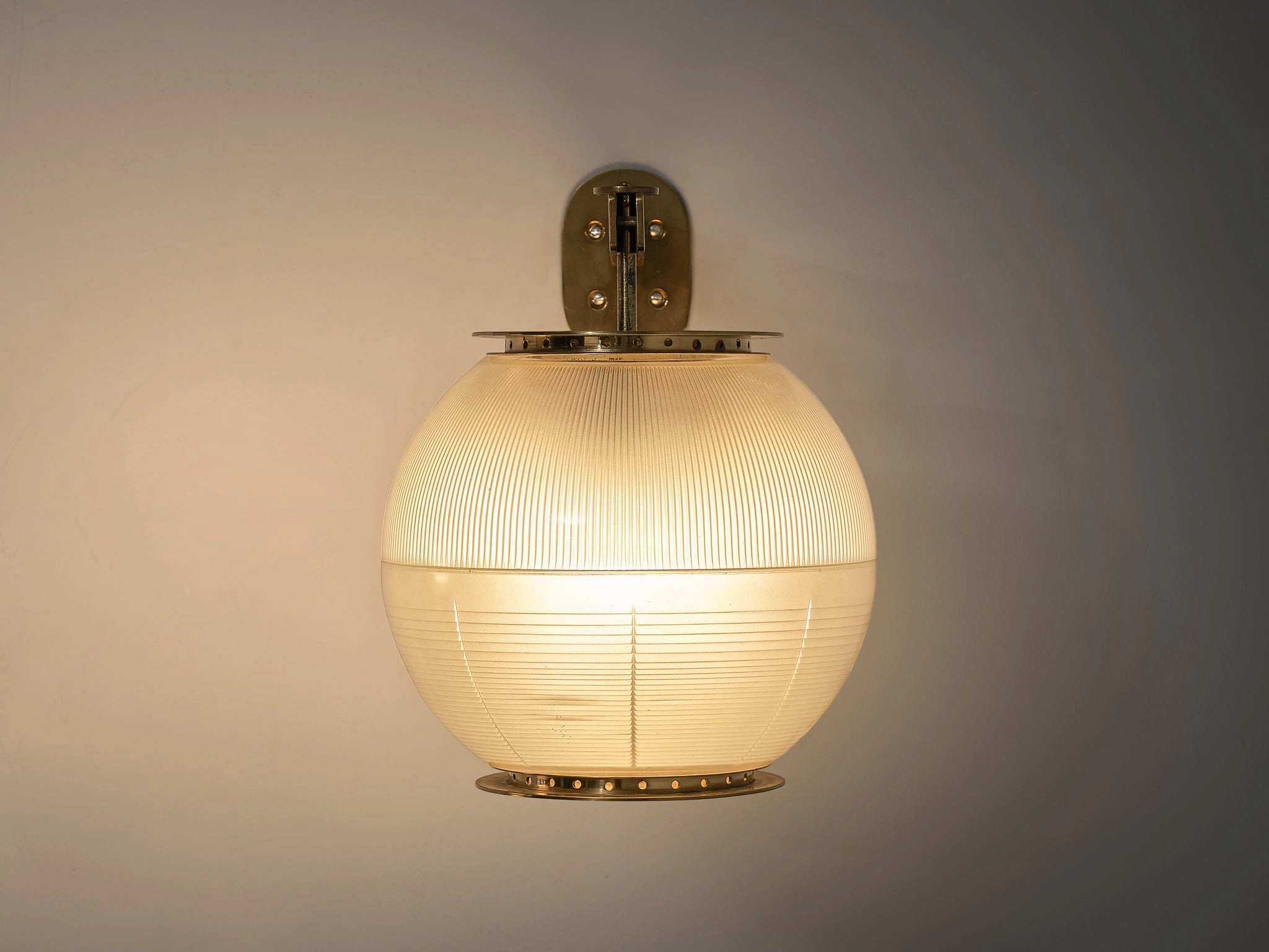 Ignazio Gardella for Azucena 'Doppio Vetro' Wall Light in Glass and Brass