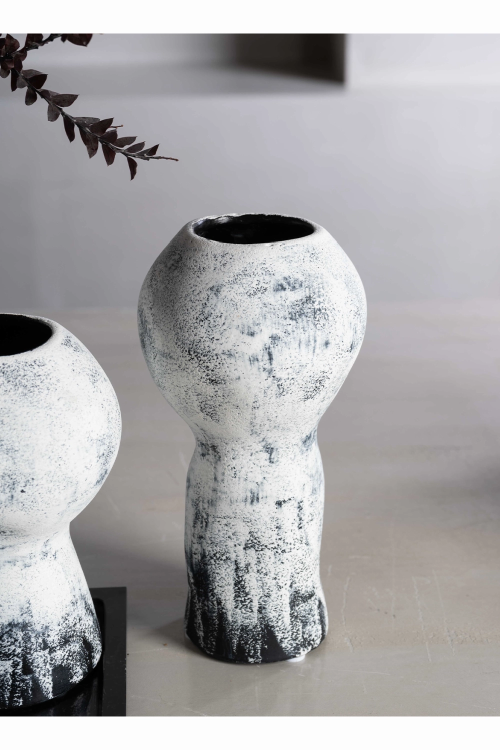 Incised Ceramic Vase | Liang & Eimil Lynton I