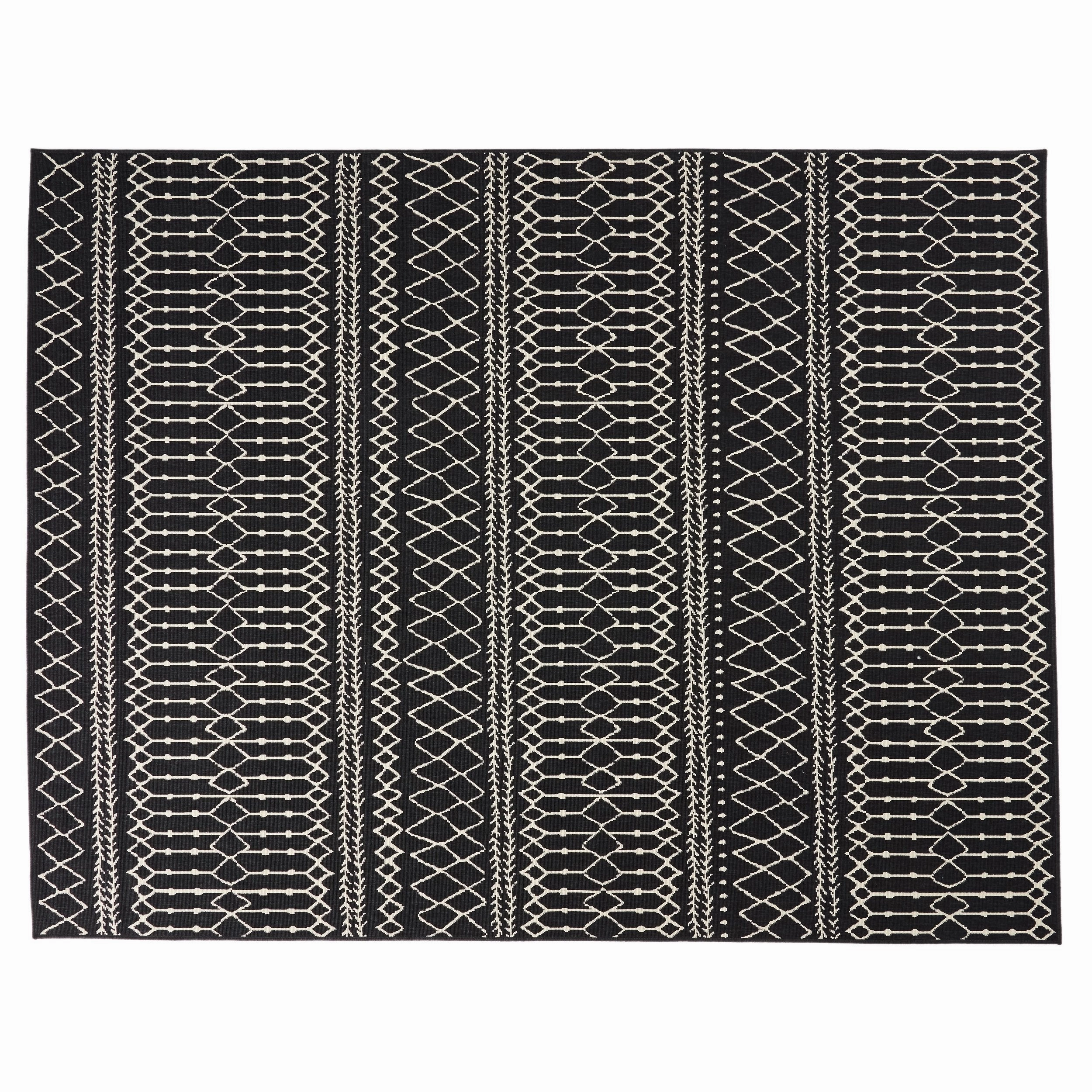 Indoor/Outdoor Area Rug - NH770513 patio chairs, outdoor seating