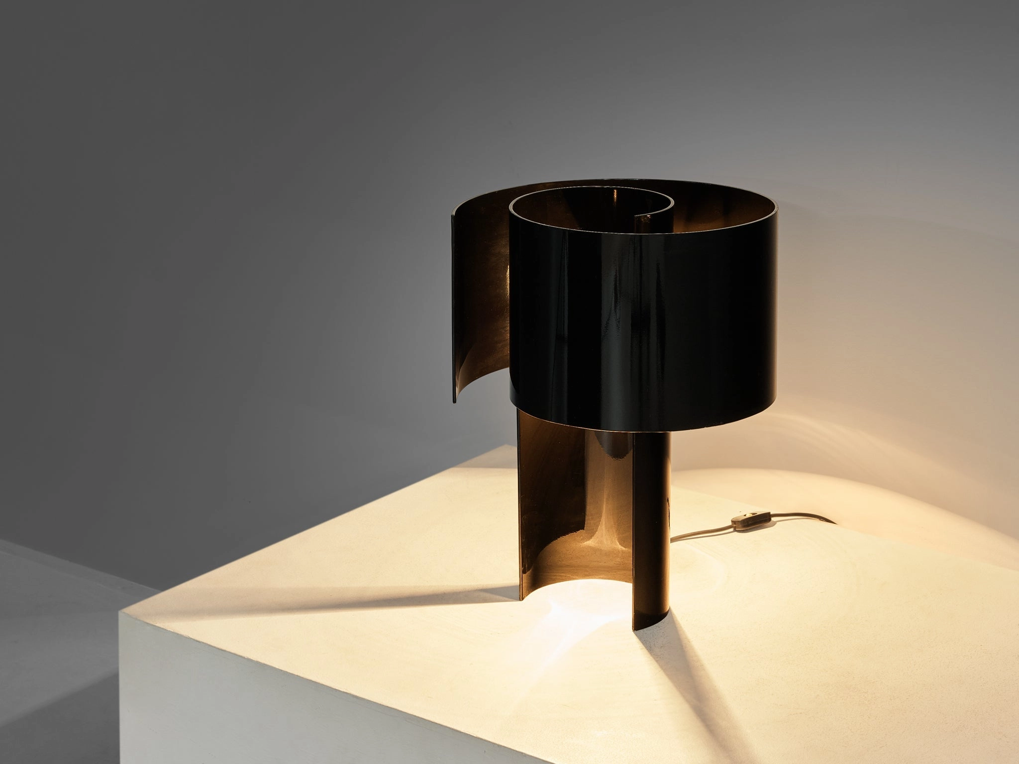Ingrid Hsalmarson for New Lamp 'Spiral' Table Lamp in Aluminum Knife Set,Kitchen Knives