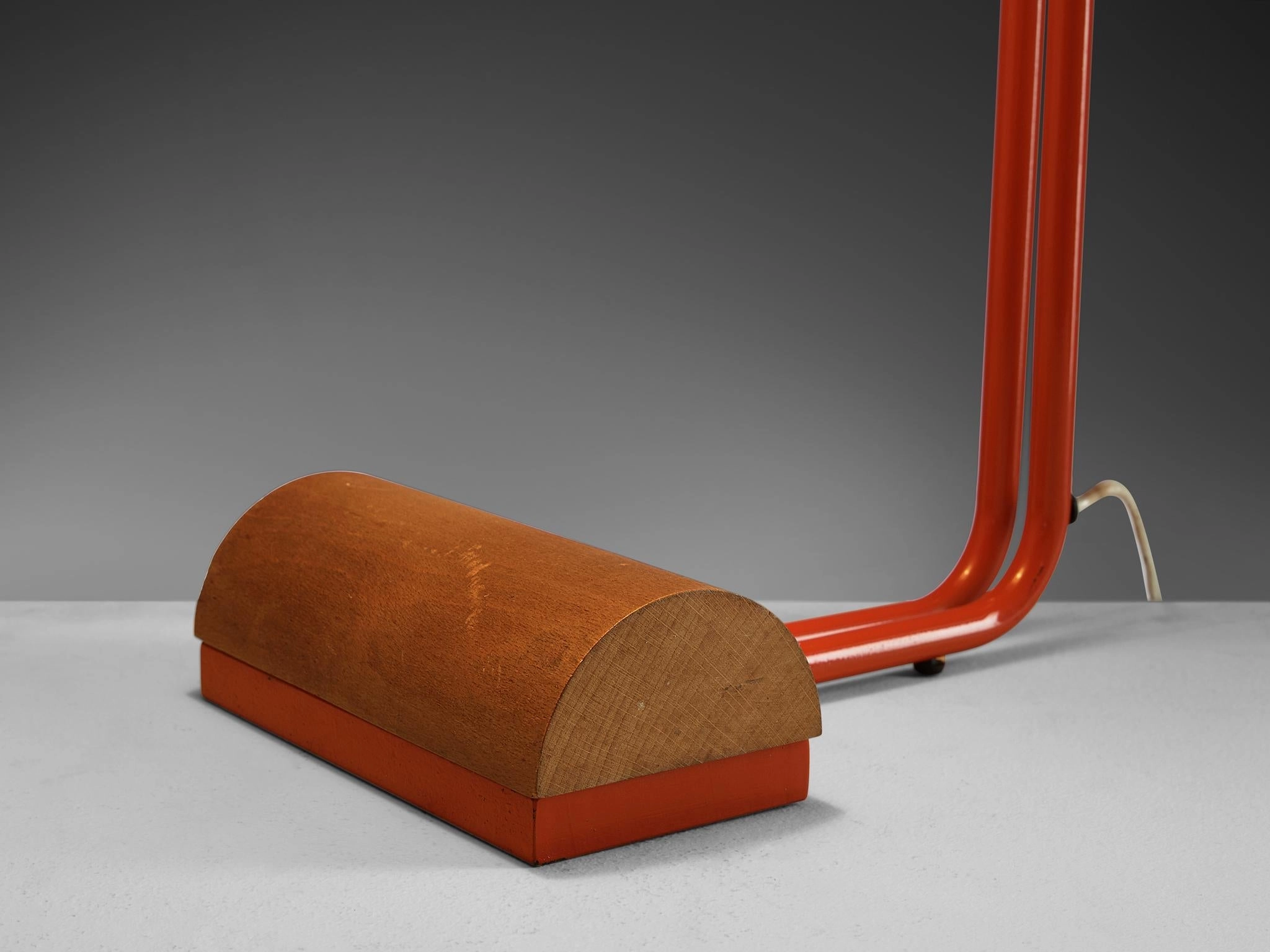 Ingrid of Sweden Table Lamp in Linen and Red Metal