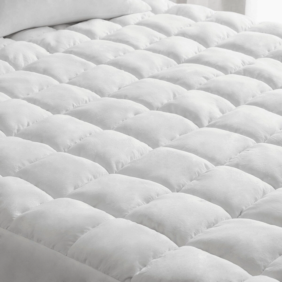 Intelligent Design Dream Puff Overfilled Down Alternative Mattress Pad - White