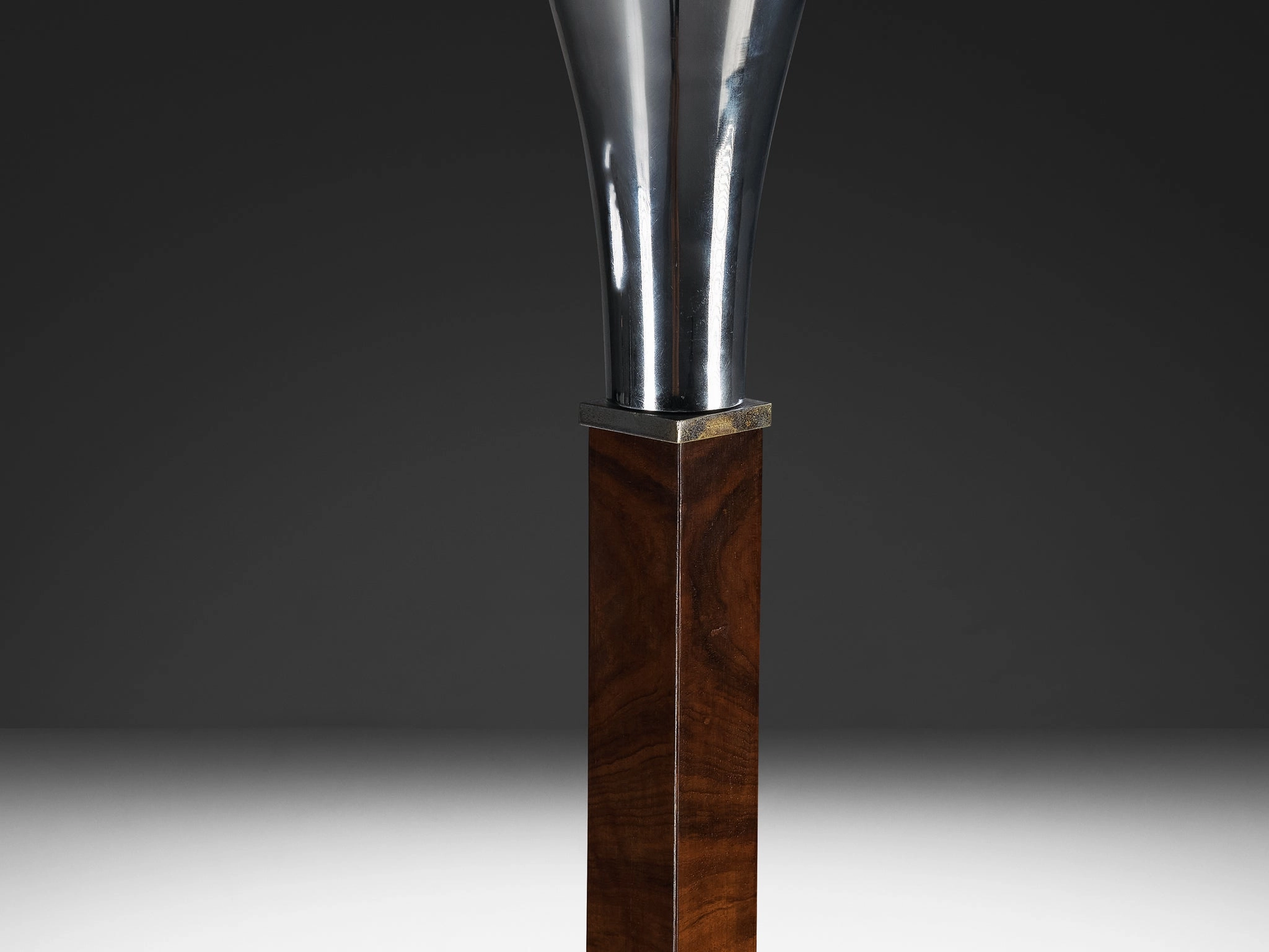 Italian Art Deco Floor Lamp in Walnut and Metal