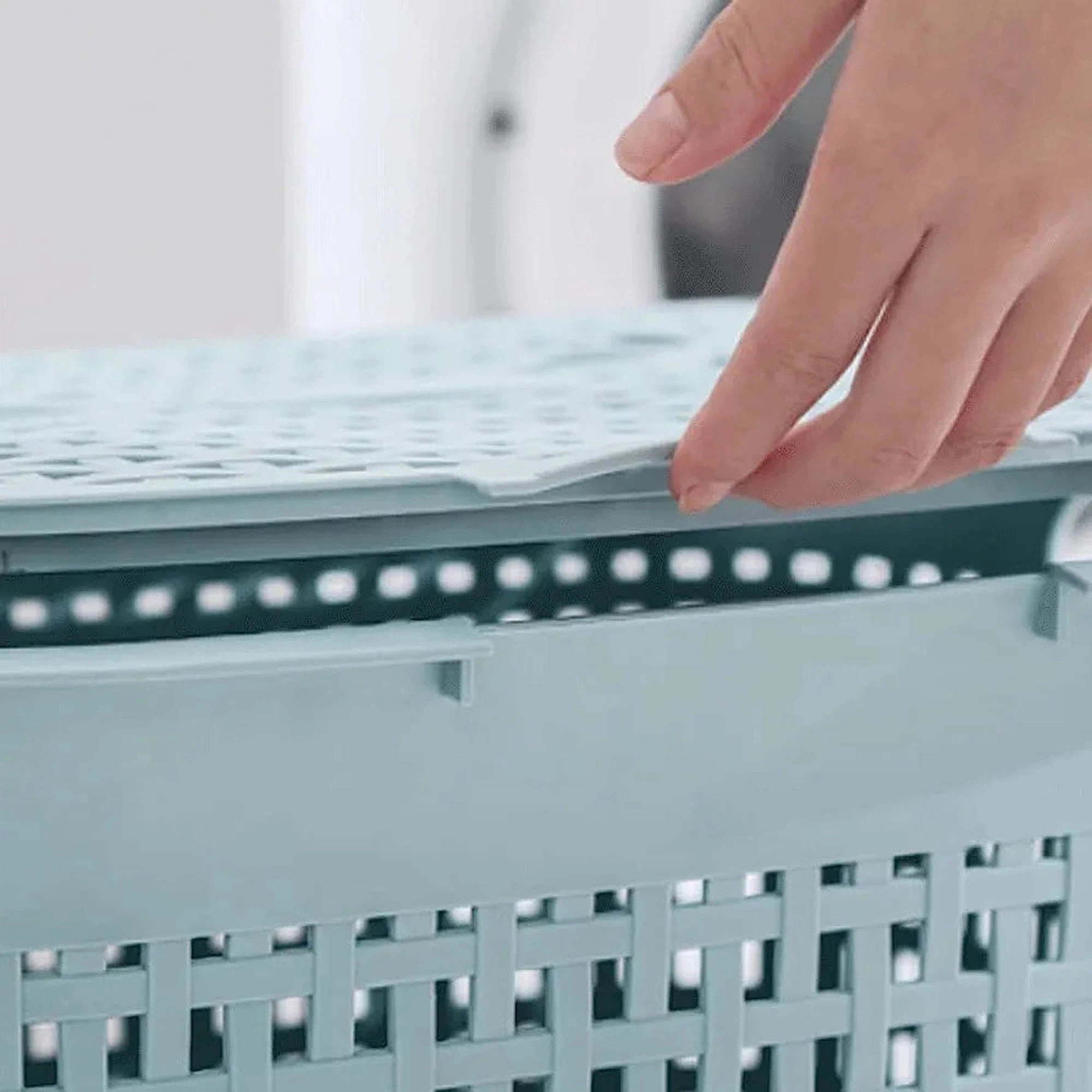 Laundry Basket Daisy 55L with Lid 431