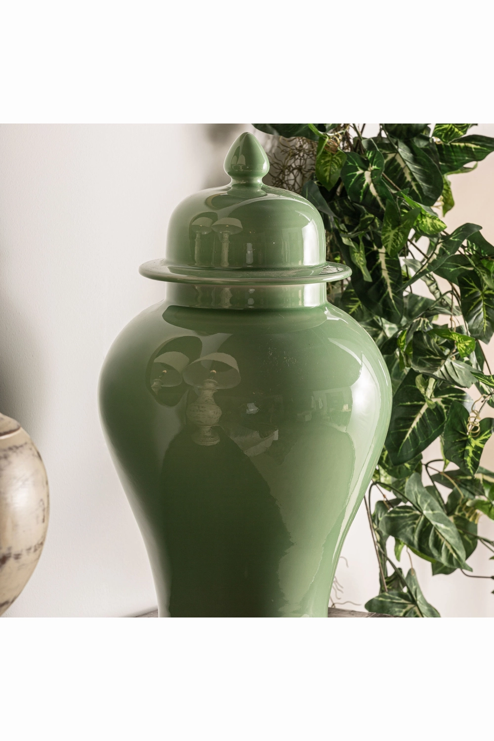 Light Green Ceramic Vase | Vical Home Ivok