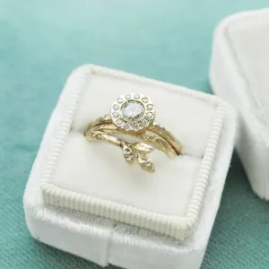 Little Halo Diamond Ring