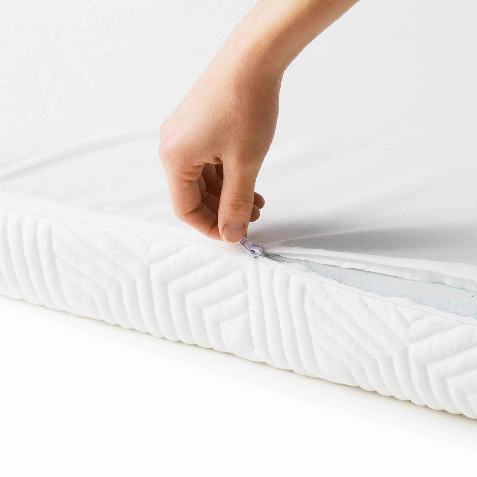 Lucid 4 Inch Gel and Aloe Memory Foam Topper