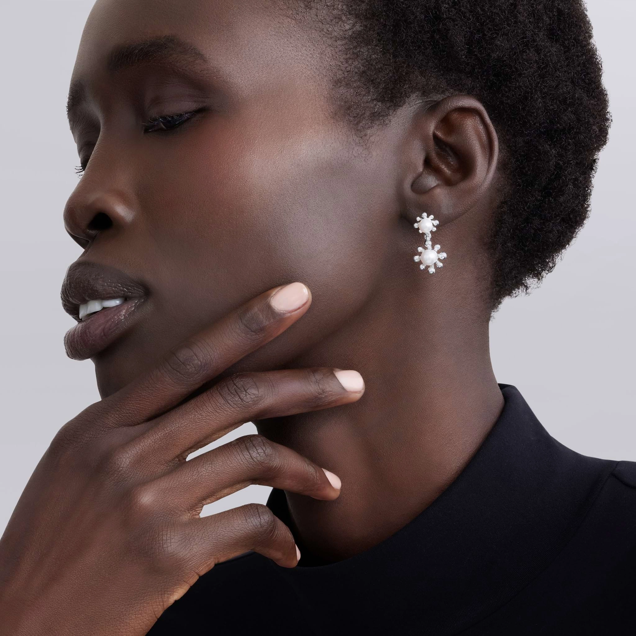 Luna Fleur Pearl Drop Earrings