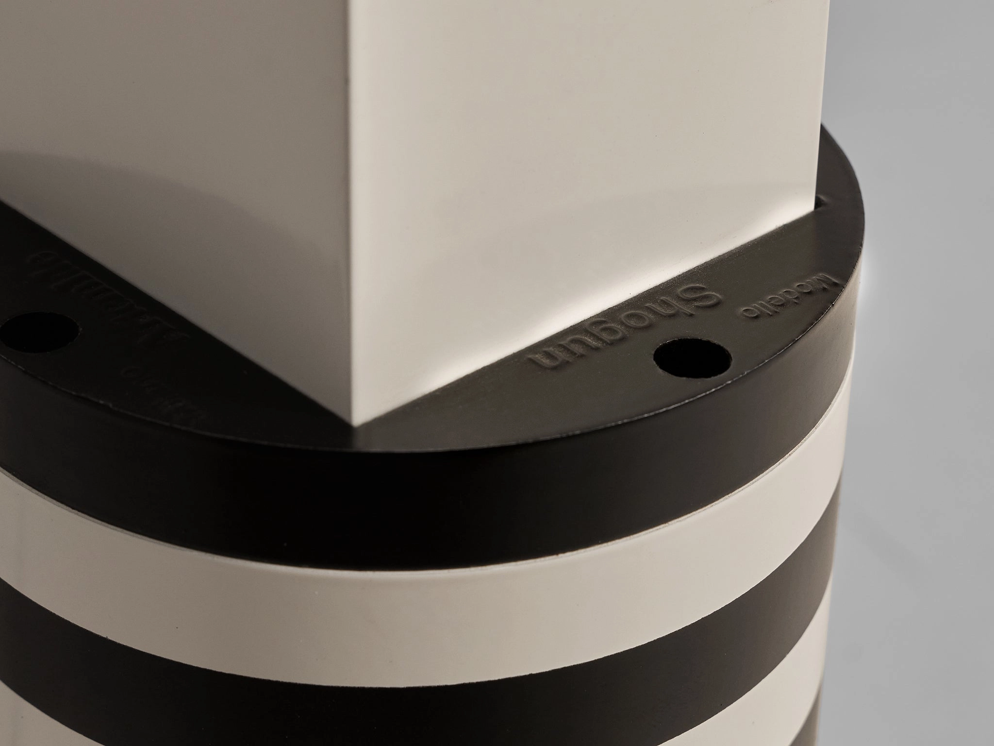 Mario Botta for Artemide Bicolor Shogun Table Lamp