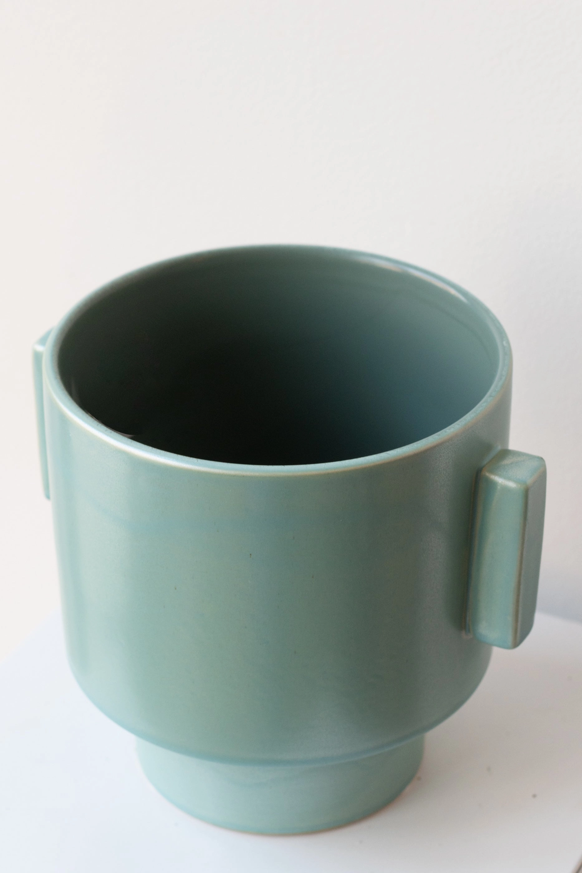 Matte Aqua 6 3/4" pot
