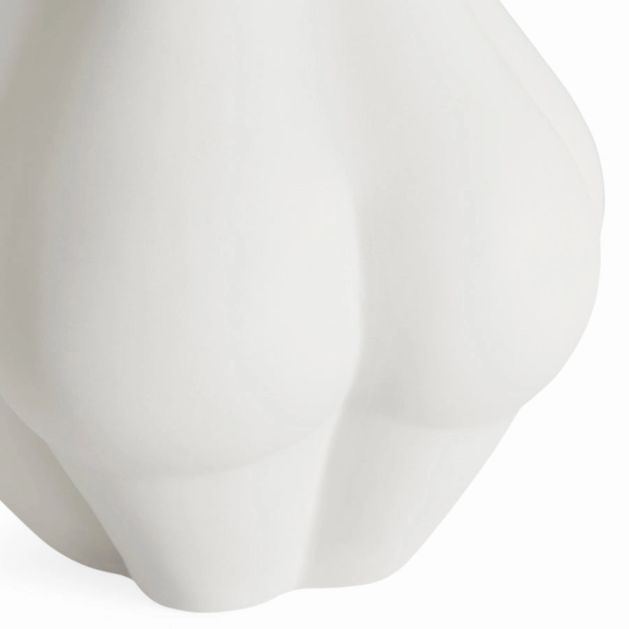 Matte Porcelain Derrire Vase | Jonathan Adler Kiki