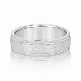 Men's Hammered Grooved Edged Band