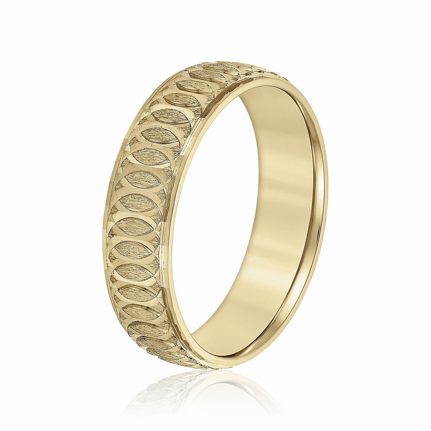 Men's Overlapping Circular Pattern Wedding Band