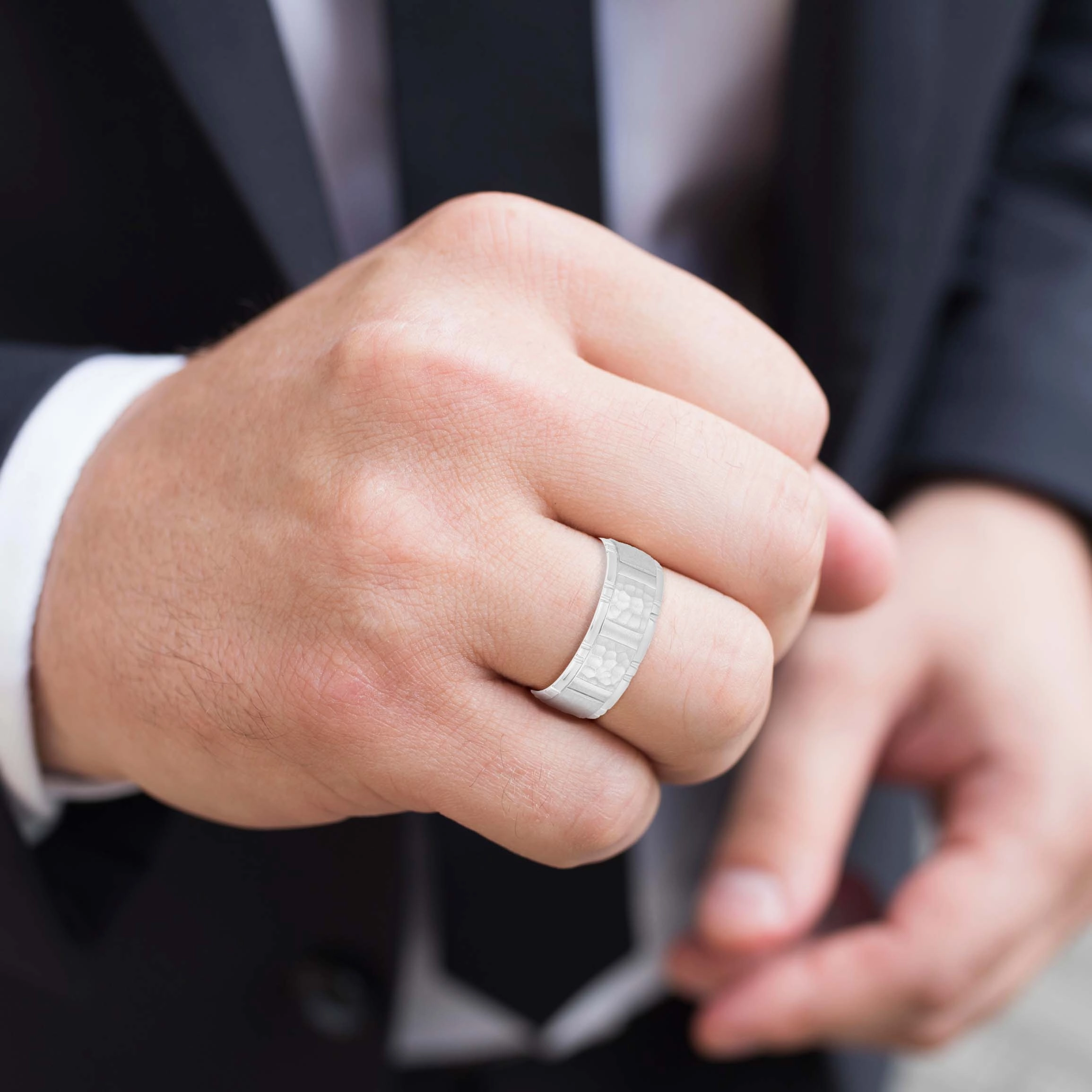 Mens Striped Hammered Brick Pattern Wedding Band