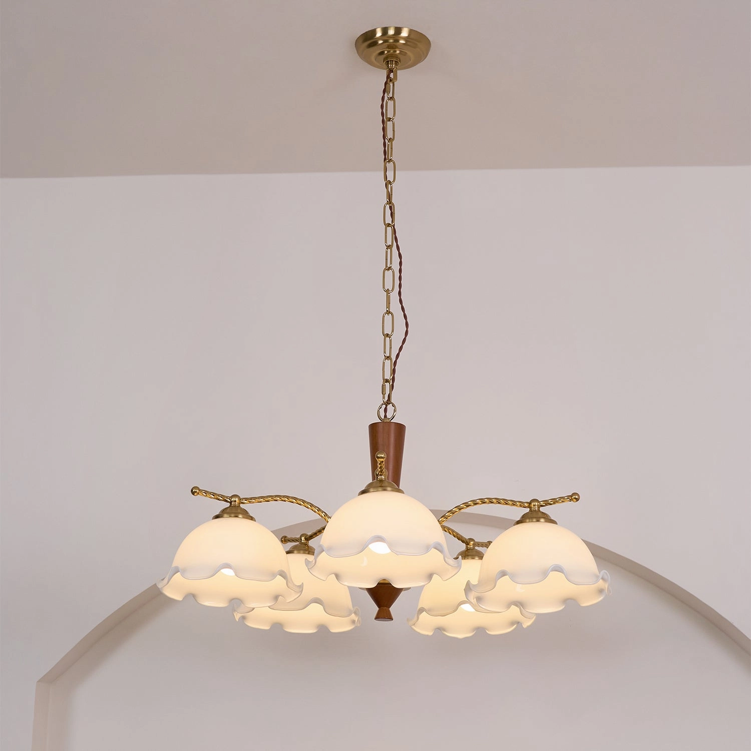 Milky Flower Chandelier