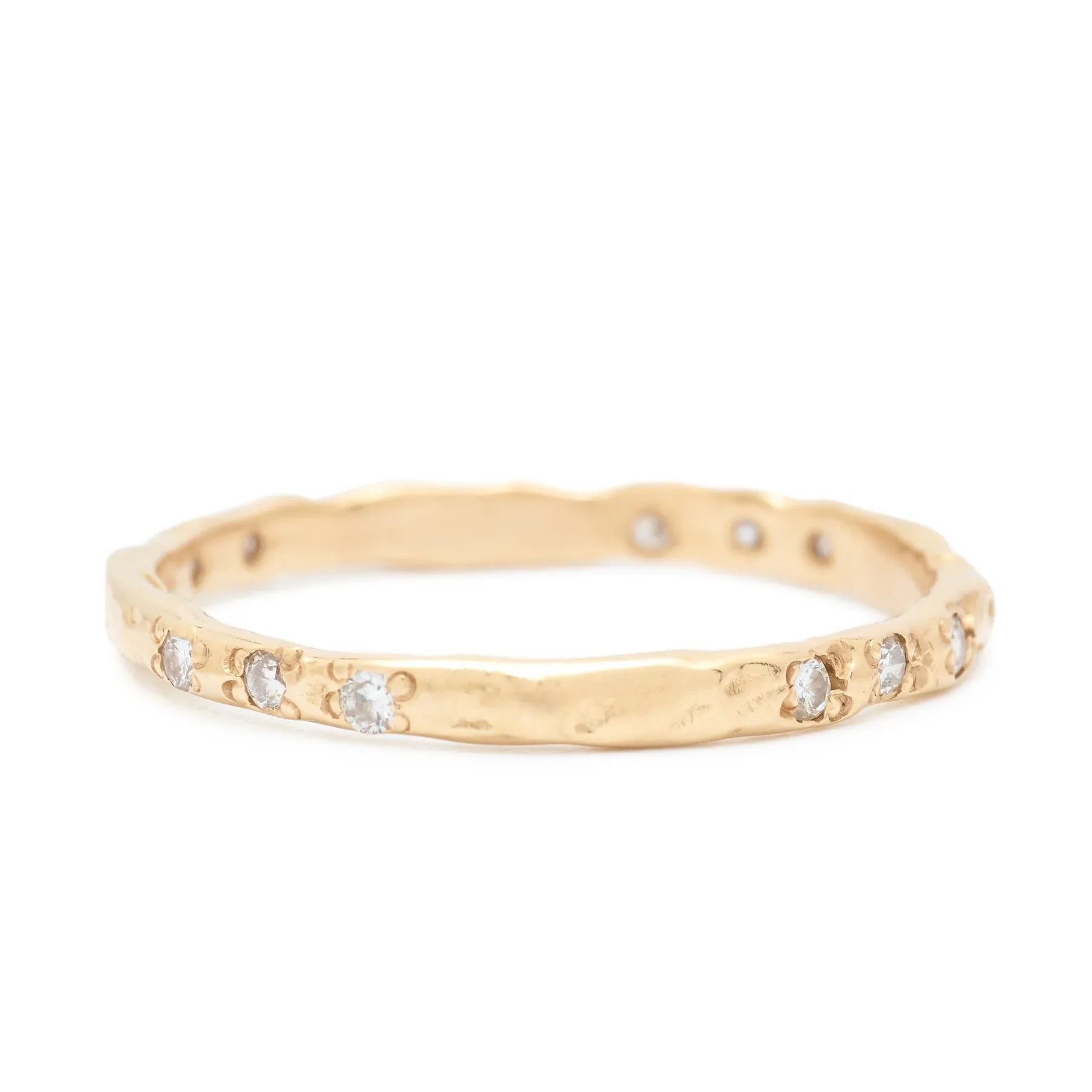 Mini Magma Band with 12 Diamonds