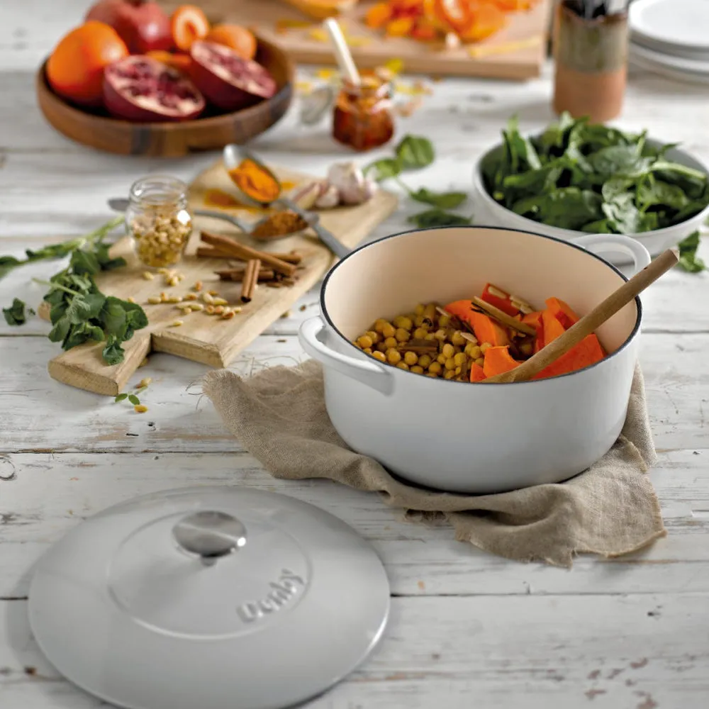 Natural Cast Iron Round casserole dish, D26cm, Light Grey