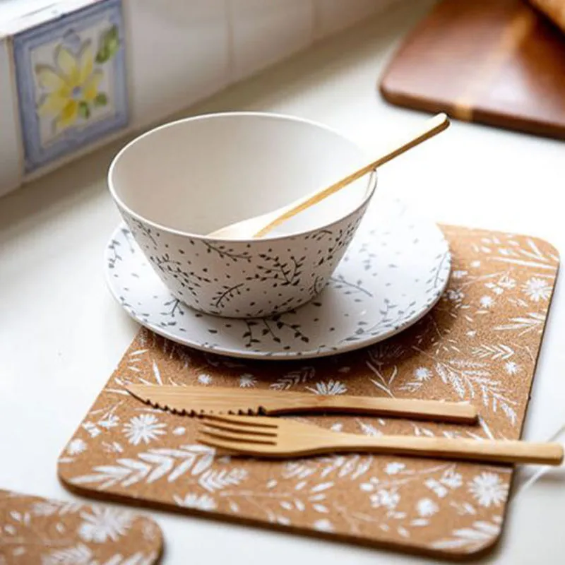 Natural Elements Set of 4 Biodegradable Cork Placemats 19 x 21.5cm, Cork/White