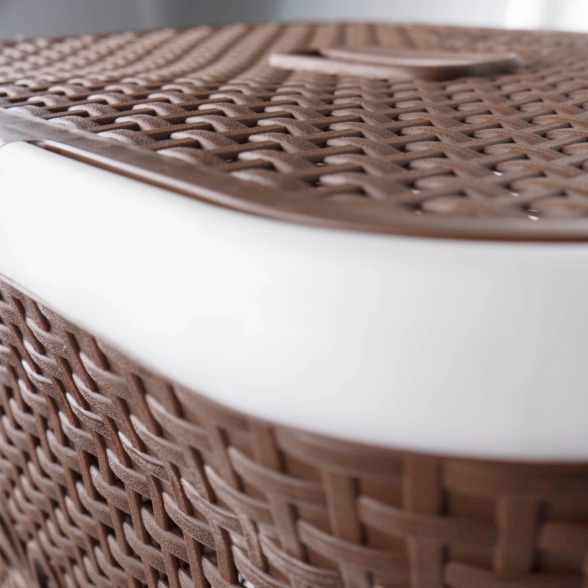 Otima 50L Daisy Plastic Laundry Linen Basket