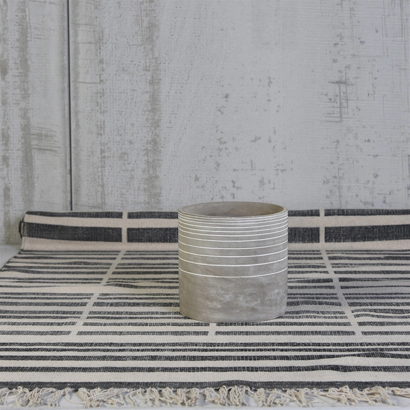 Paso Linear Cachepot, Cement - Lrg