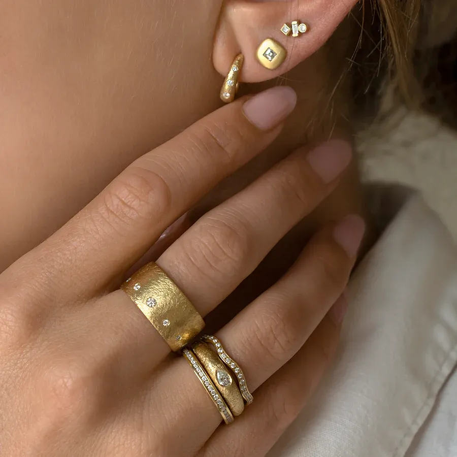 Pear Diamond 'Boulder' Bombe Ring