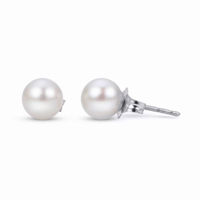 Pearl Earring