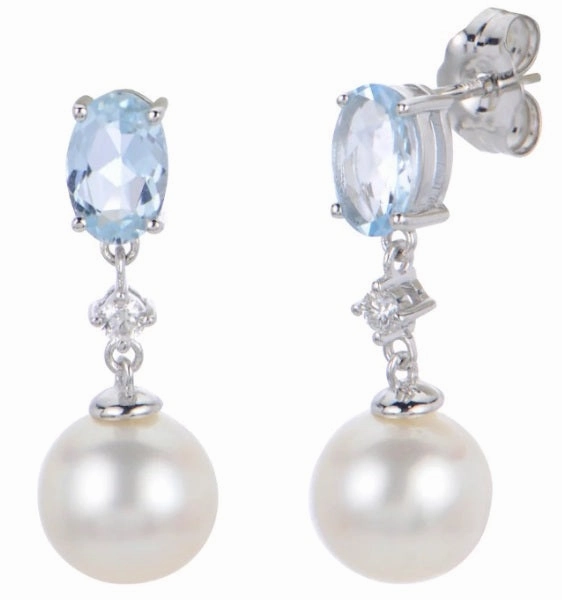 Pearl Earring