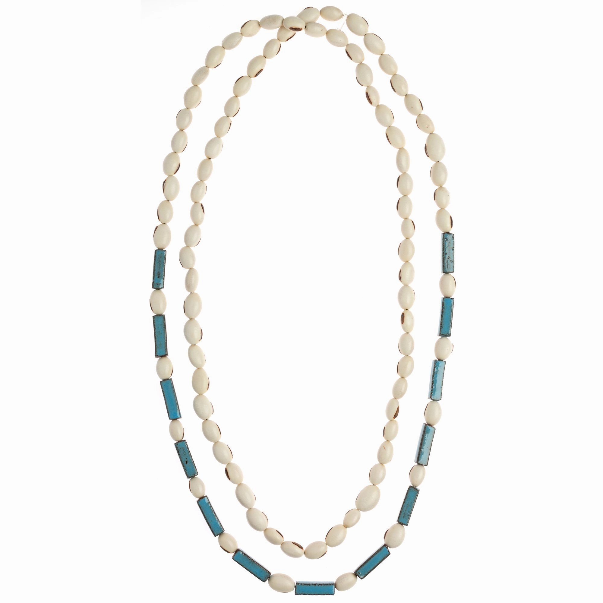 Poder Long Strand Necklace