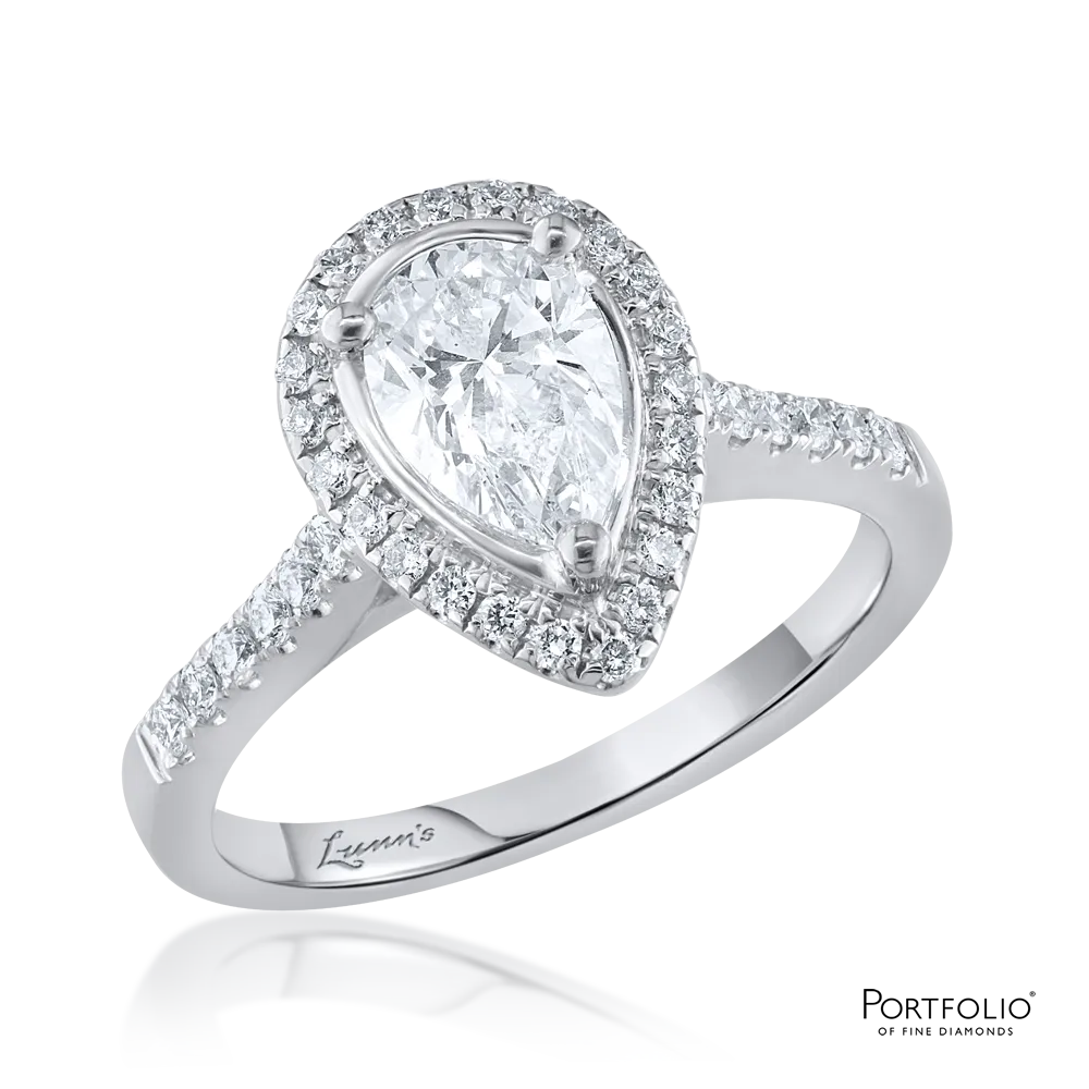 Pre-Owned Cluster 0.90ct H SI1 Diamond Platinum Ring