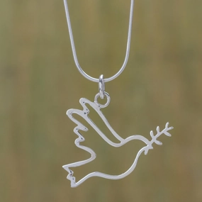 Quechua Dove Sterling Silver Necklace