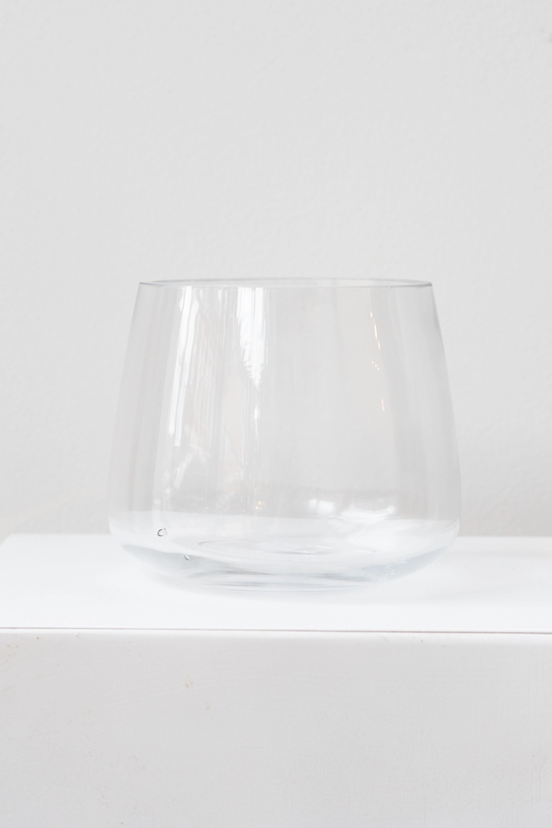 Reverse Taper Round Bottom Vase clear glass 4.5h x 5.5w Vase,Flower Vase