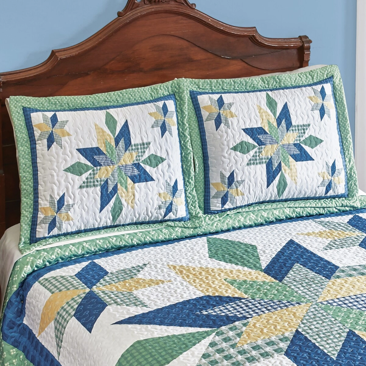 Reversible Classic Carolina Star Pillow Sham