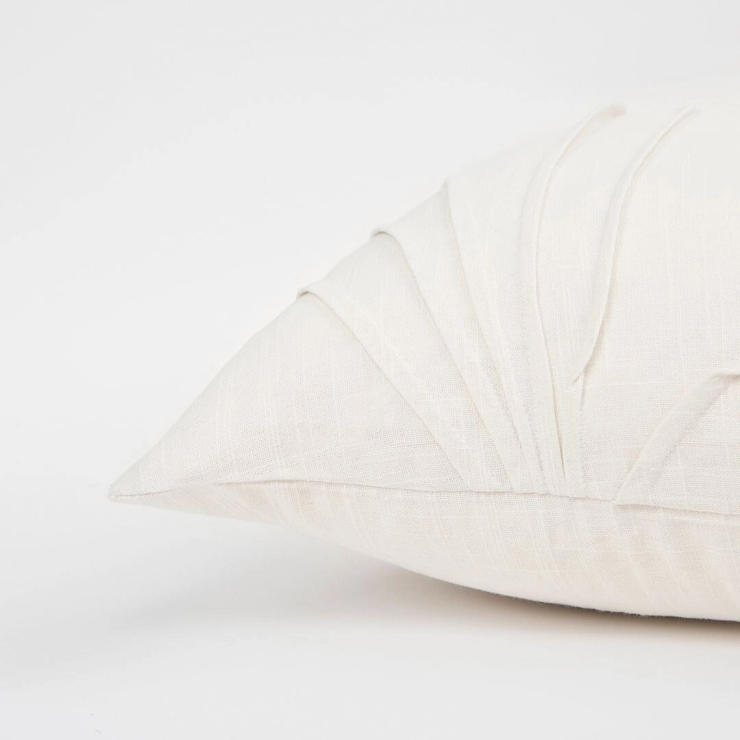 Rizzy Home Cover Pillow - 14" x 26"