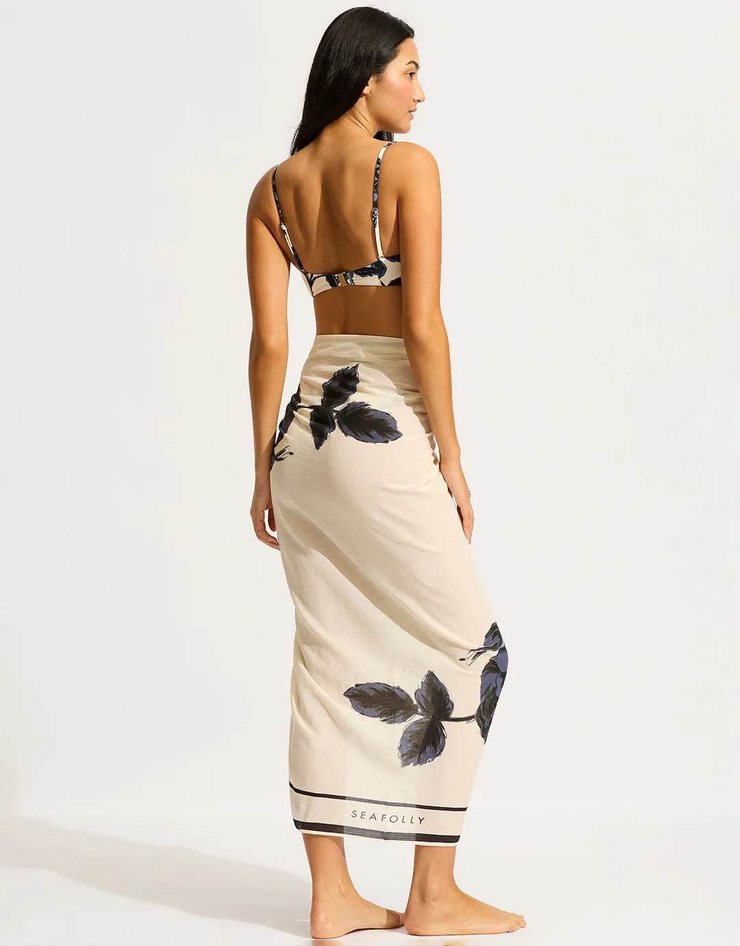 Rococo Sarong - Black