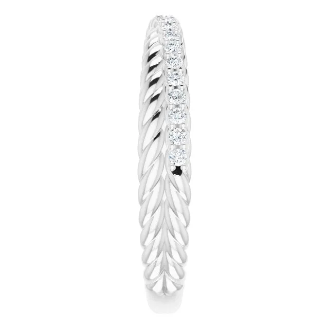Rope Pattern Round Diamond Wedding Band Criss Cross Ring