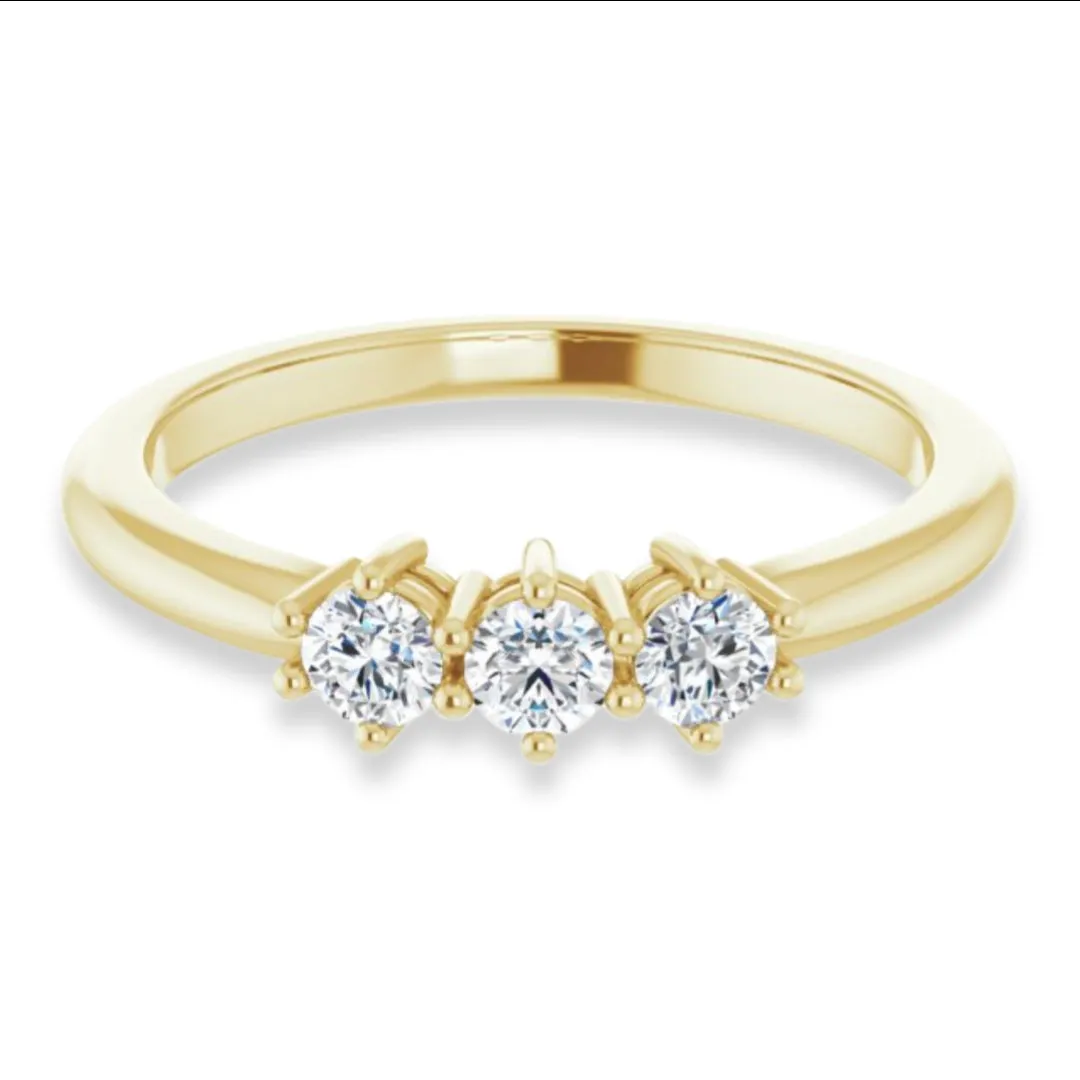 Round Diamond Three Stone Wedding Band