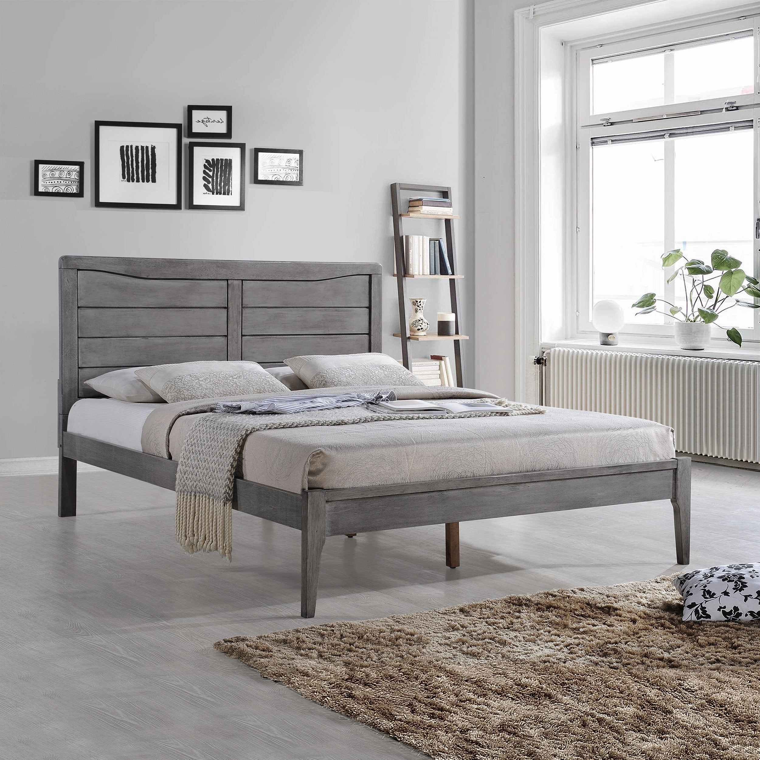 Rustic Wooden Queen Platform Bed - NH335903
