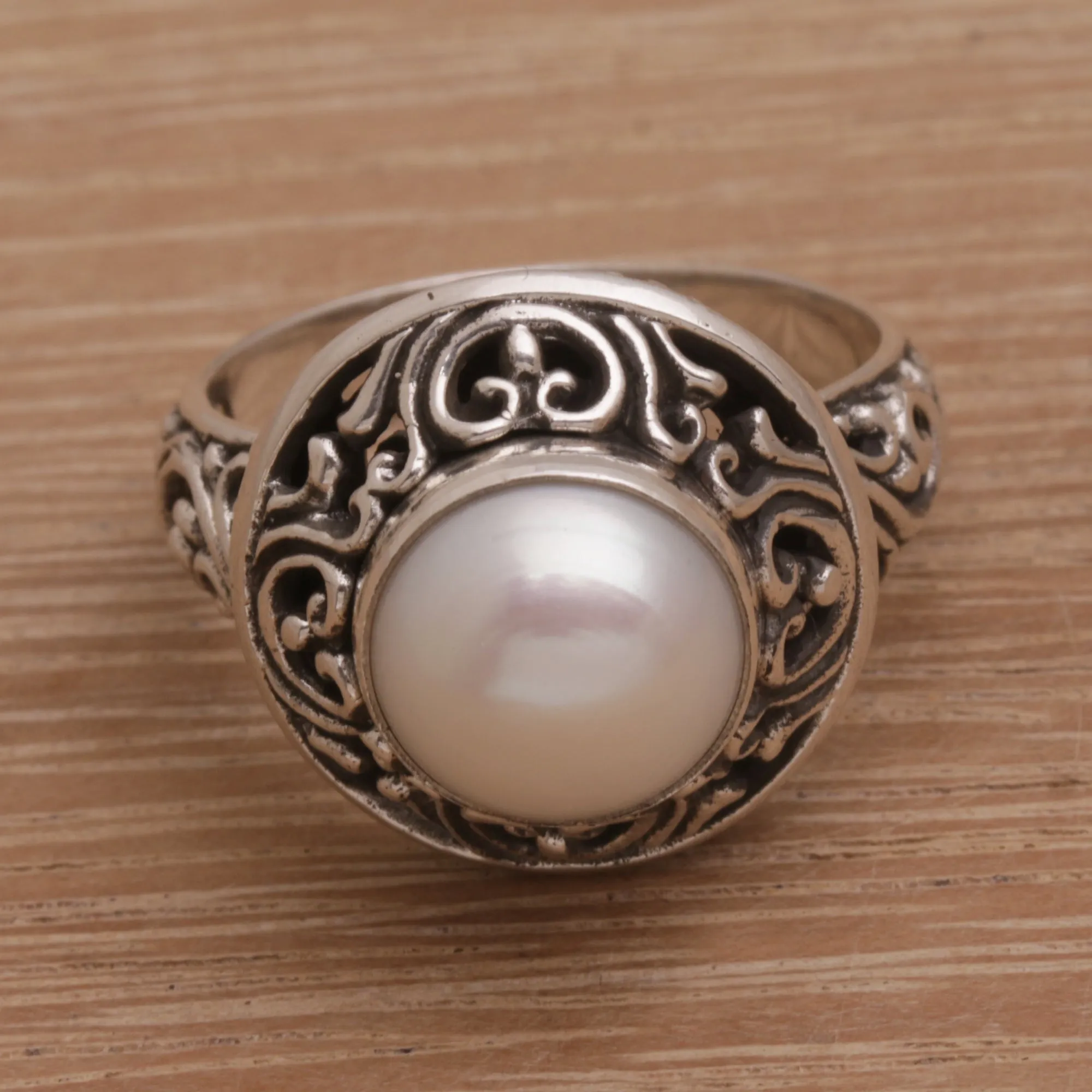 Shining Kingdom Handmade 925 Sterling Silver Cultured Pearl Cocktail Ring