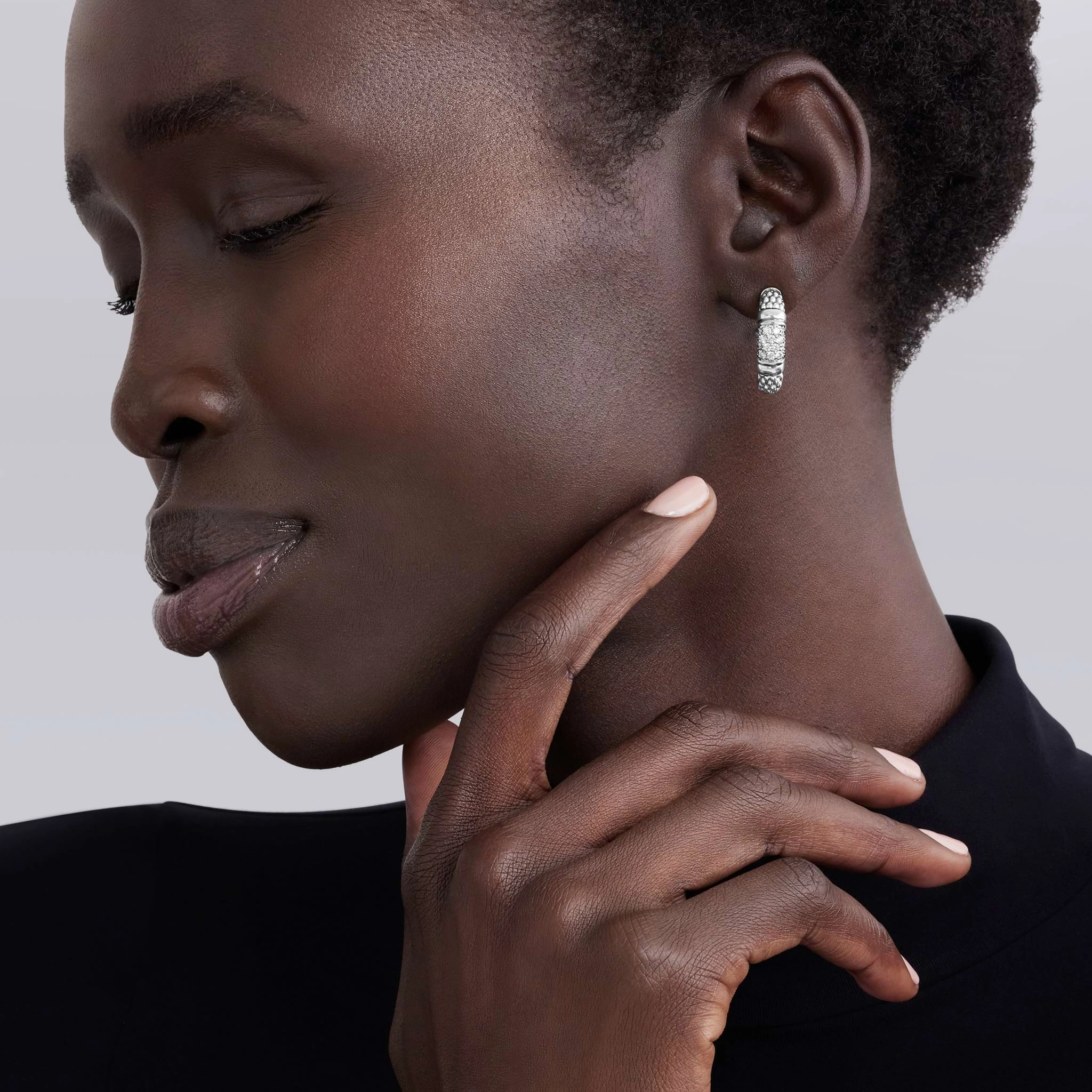 Signature Caviar Caviar Diamond Hoop Earrings