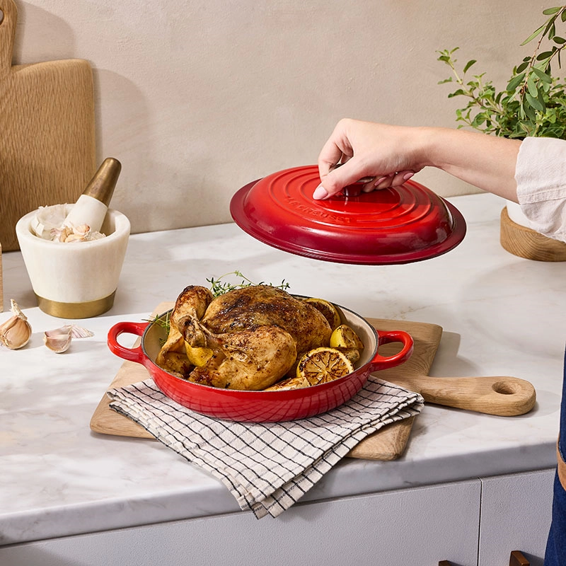 Signature Shallow Casserole, 22cm, Cerise