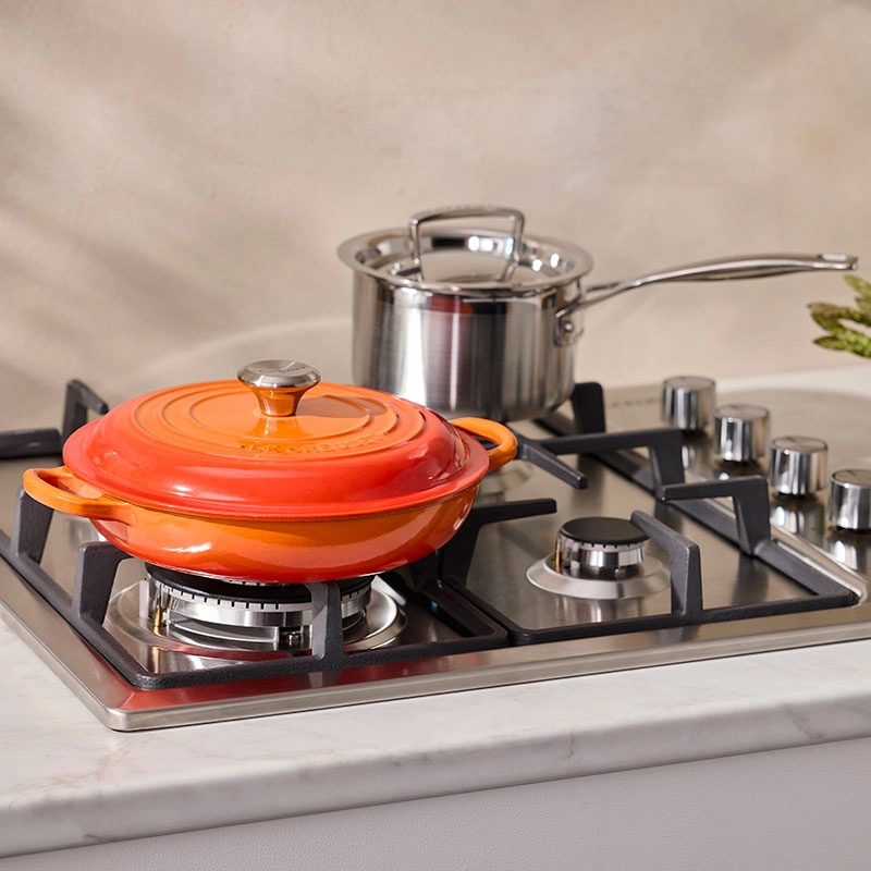 Signature Shallow Casserole, 22cm, Volcanic