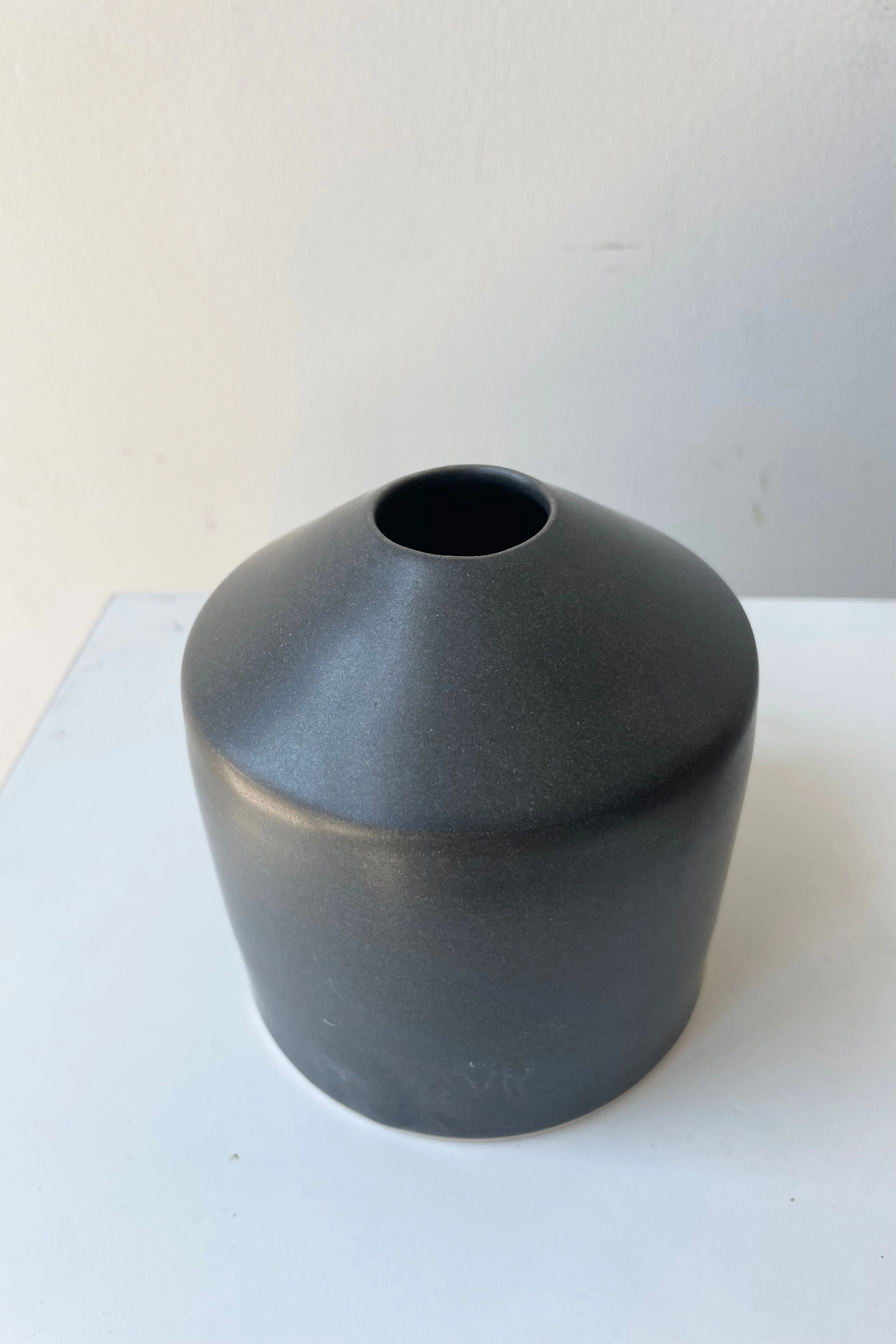 Siros Vase Black